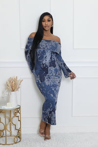 BLUE PRINTED OFF SHOULDER LONG KNIT DRESS