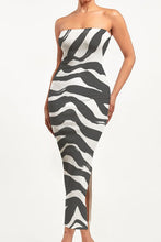 Load image into Gallery viewer, ZEBRA PRINTED TUBE MAXI DRESS